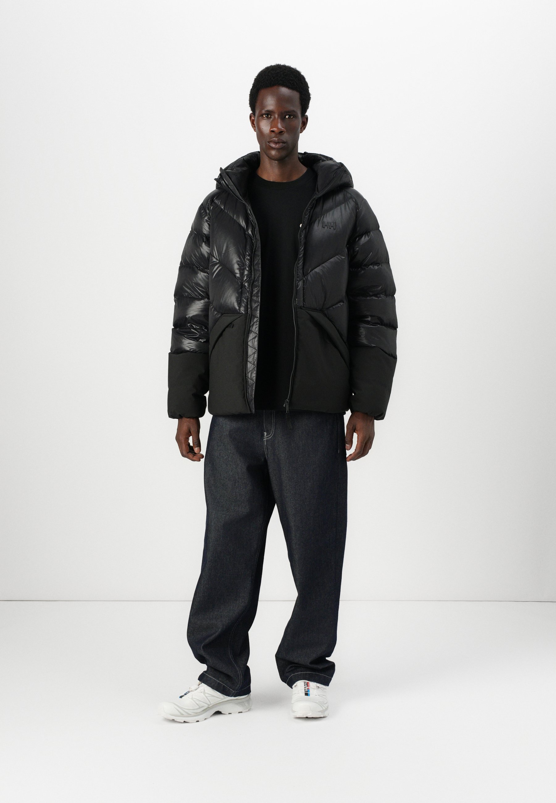 Helly Hansen VILLAGE UNISEX - Down jacket - black - Zalando.co.uk