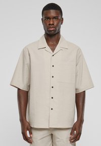 Urban Classics - RELAXED  SHORT SLEEVE  - Skjorter - cloud Miniaturebillede 1