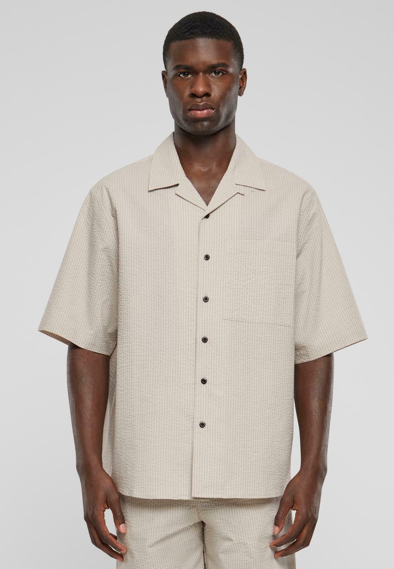 Urban Classics - RELAXED  SHORT SLEEVE  - Skjorter - cloud, Forstør