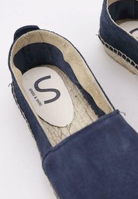 SENSES & SHOES PASTER - Alpargatas - blue