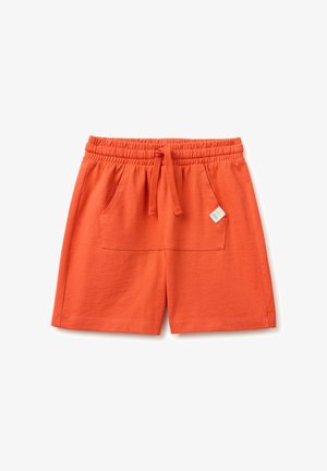 Orangefarbene Shorts mit elastischem Bund, vorderem Kordelzug, großer Vordertasche und kleinem aufgenähtem Logotag an der rechten Seite der Tasche.