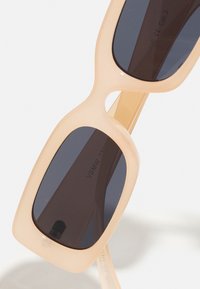 Vintage Supply CHUNKY RECTANGLE UNISEX - Óculos de sol - nude