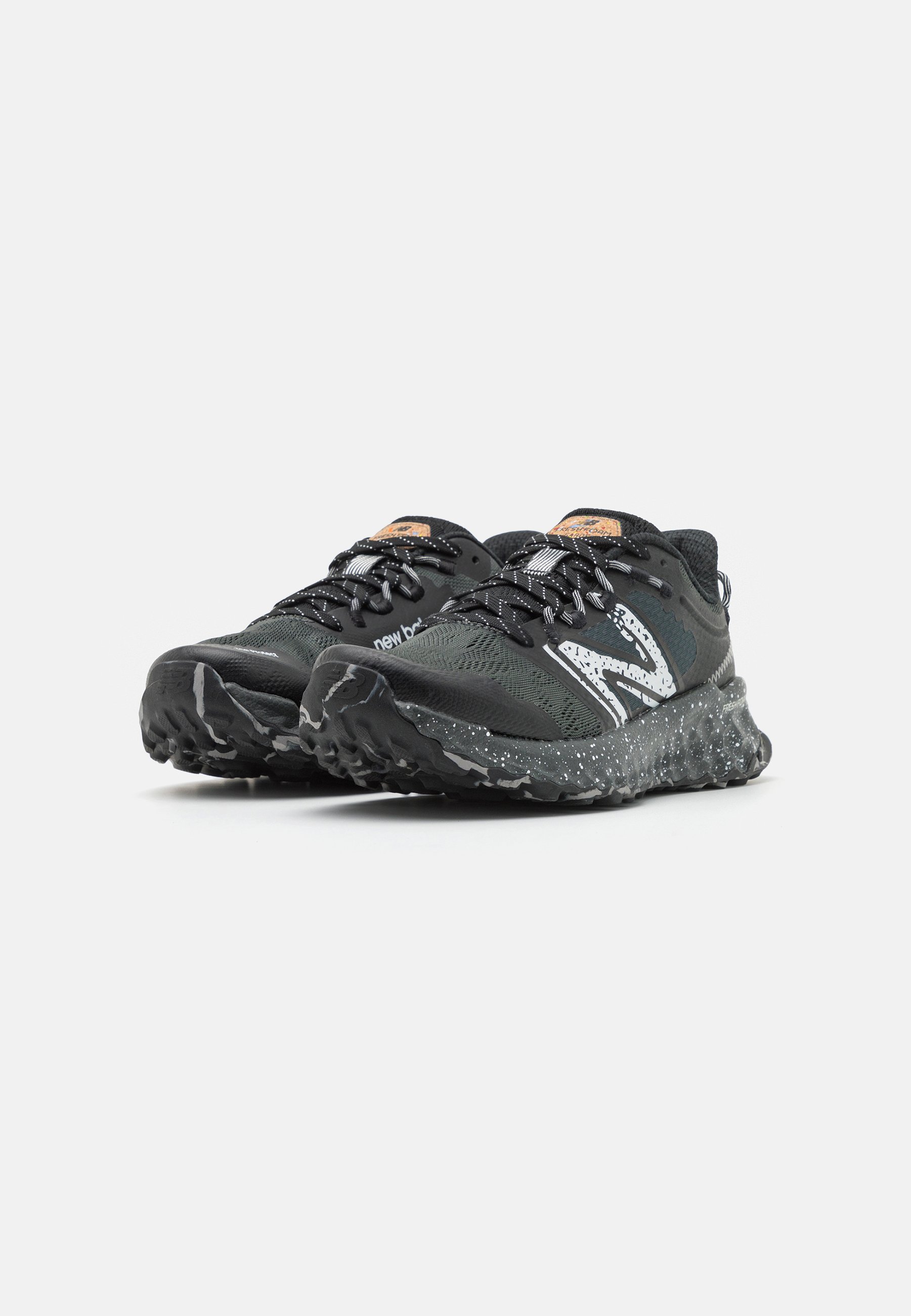 New Balance GAROÉ - Obuwie do biegania Szlak/czarny - Zalando.pl