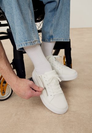 Calvin Klein Jeans Tenisky - triple bright white