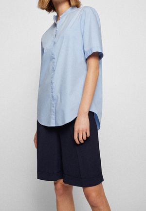 Blus - light blue