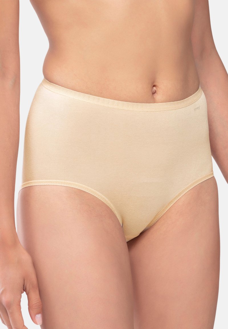 Beige högmidjad underkläder gjorda av slätt tyg. Har ett brett elastiskt midjeband och sömlösa kanter för komfort.