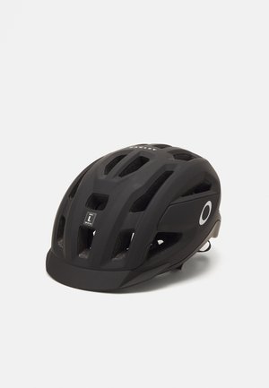 Sort cykelhjelm med flere ventilationsåbninger, oval form, mat overflade, size L mærkning og et karakteristisk logo på siden.