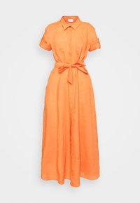 Oranžové lněné šaty s límečkem, krátkými rukávy, ustřiženým pasem a dlouhým, rovně střiženým siluetou.