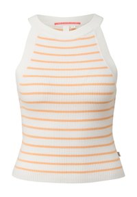 Bílé hladké crop top s ozdobnými oranžovými horizontálními pruhy, s přiléhavým střihem a jemnou texturou. Visačka říká "ZÁBAVA JE TAM, KDE JSI TY."