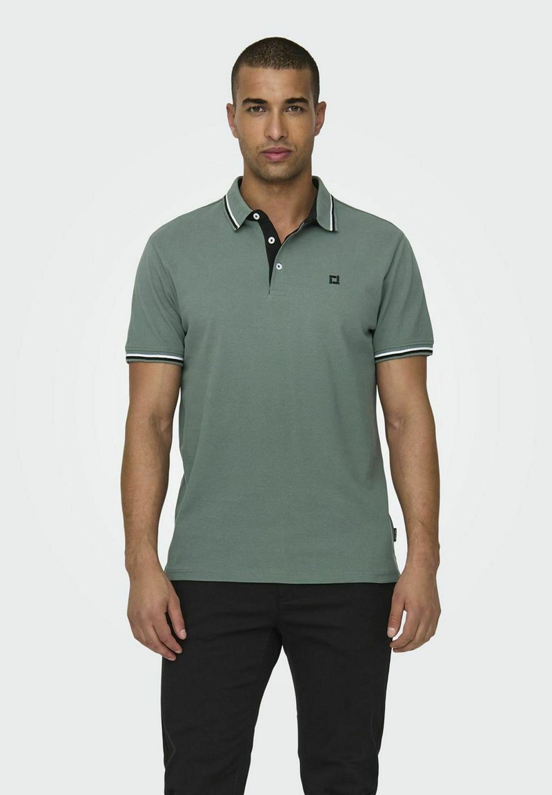 Only & Sons - ONSFLETCHER REG  NOOS - Poloshirt - dark forest, Vergrößern