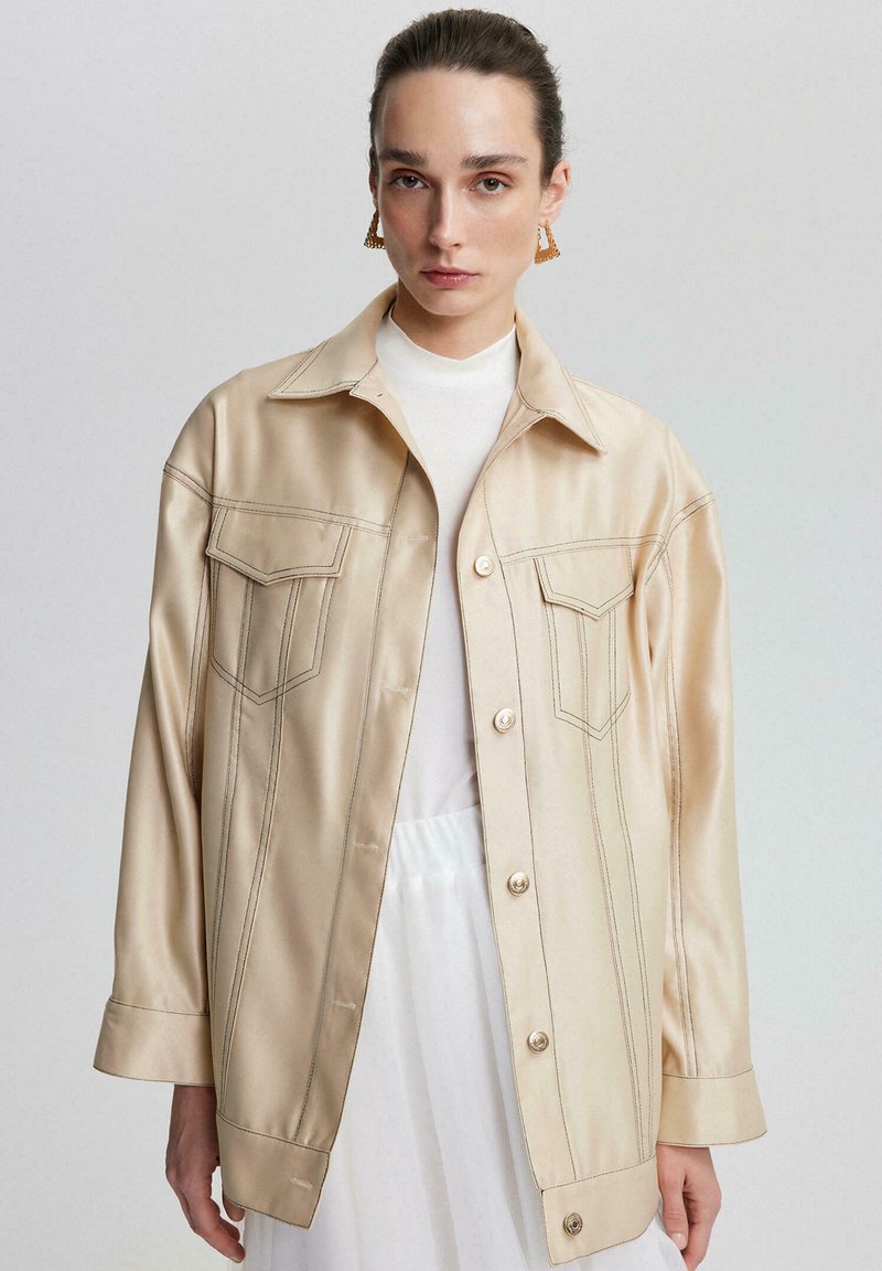 Touché Privé - MATTE WITH CONTRAST STITCHING - Light jacket - beige, Enlarge