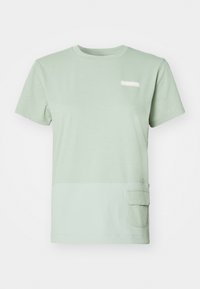 YOLAND - T-shirt basique - light green
