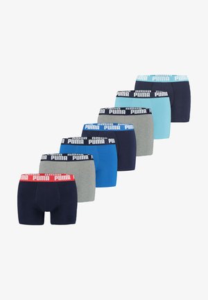 Puma Herren Boxershorts in verschiedenen Farben: marineblau, grau, blau und hellblau. Jede Variante hat einen elastischen bund mit Logo und besteht aus Baumwollmaterial.