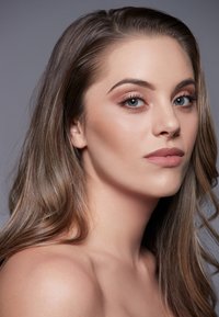 PUR 4-IN-1 LOVE YOUR SELFIE LONGWEAR FOUNDATION AND CONCEALER - Foundation - bisque