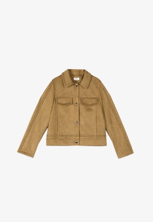 Giacca in camoscio color fango con maniche lunghe, chiusura frontale con bottoni, tasche con patta sul petto e rifiniture decorative a punto frusta su collo, maniche e orlo.