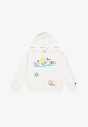 Hvid hættetrøje med teksten "FREE YOUR MIND", sol- og bølgegrafik, farverige cirkulære mønstre og Champion-logo på venstre ærmekant.