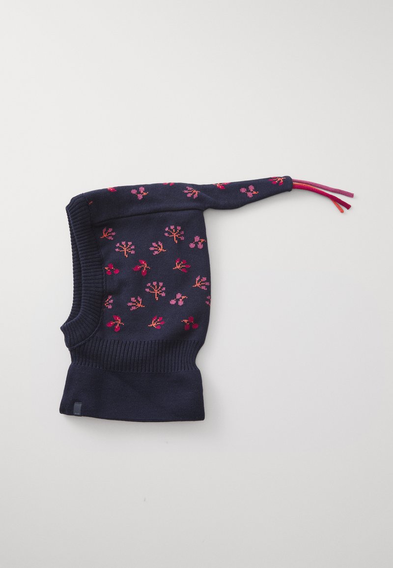 Gebreide donkerblauwe trui met mouwen, versierd met bloemmotieven in roze en rood. Heeft geribbelde boorden en een lange, slanke opening voor de arm.