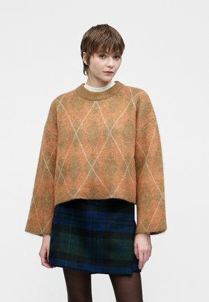 SLFLULU BRUSHED O NECK - Pullover - golden-coloured brown/ermine argyle