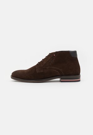 SIGNATURE BOOT - Bottines à lacets - cocoa