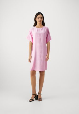 CRESS GIGI DRESS - Vapaa-ajan mekko - prism pink