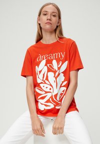 s.Oliver MIT FRONTPRINT - T-shirt z nadrukiem