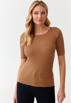 Tricou basic - beige