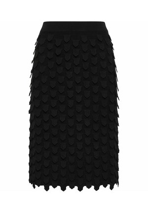 Gonna lunga nera lavorata a maglia con un design testurizzato caratterizzato da elementi di tessuto sovrapposti e smerlati. La vita è elasticizzata per garantire comfort.