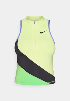 Opinana, krótka koszulka bez rękawów w jasnym żółtym kolorze z czarnymi i zielonymi ukośnymi panelami, z zamkiem błyskawicznym z przodu i małym logo Nike na piersi.