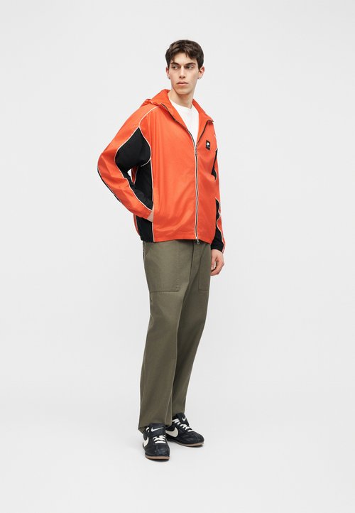 Nike Air Full-Zip Hybrid Utility Jacket 'Light Crimson Black' — foto 5