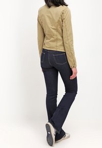 khujo Jas - khaki