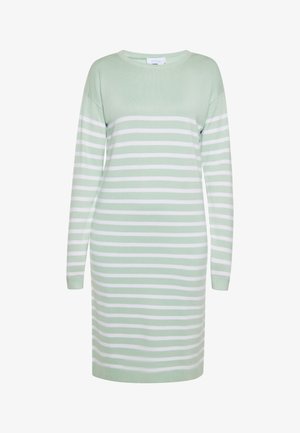 Triibuline nööpnõudri kleit helesinises ja valges. Omab pikki varrukaid, ümmargust kaela ja lõdva lõiget. Valmistatud pehmest, tekstuuriga kangast.