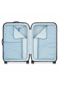 Bagages intérieurs rayés bleus avec deux compartiments, poches zippées, doublure en tissu lisse et une coque extérieure rigide avec des roues.