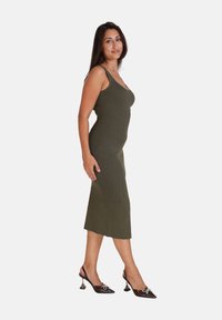 Elara - Sukienka etui