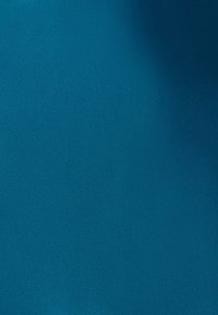 Unselected, teal