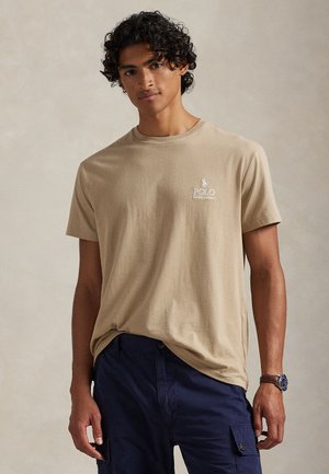 CLASSIC FIT LOGO JERSEY T-SHIRT - Βασικό μπλουζάκι - vintage khaki