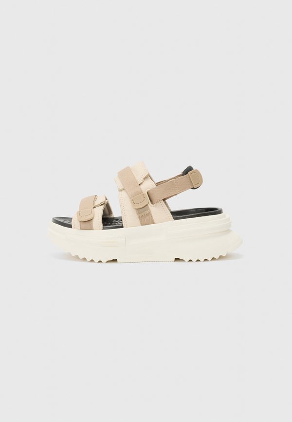 RUN STAR UTILITY - Sandals