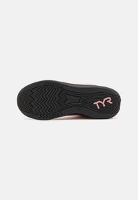 TYR CXT 2 WOMENS - Zapatillas de entrenamiento - dusty pink