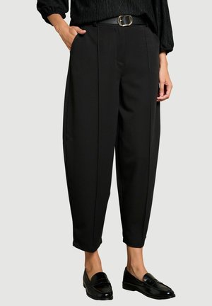 LolaLiza, BARREL TROUSERS WITH BELT BARREL TROUSERS WITH BELT - Trousers - black