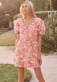 Lipsy Kokteilinė suknelė / vakarėlių suknelė - pink premium