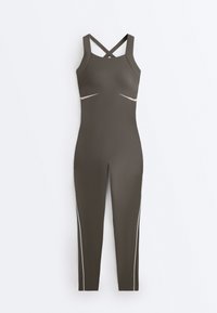 Skuštrana olivno zelena obleka brez rokavov z oprijetim krojem, križanimi naramnicami na hrbtu, izrezi spredaj pod prsmi in ozkimi hlačnicami z belim trakom ob straneh.