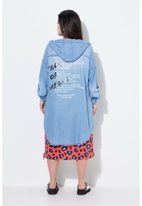 Angel of Style - Short coat - light blue Thumbnail Image 1
