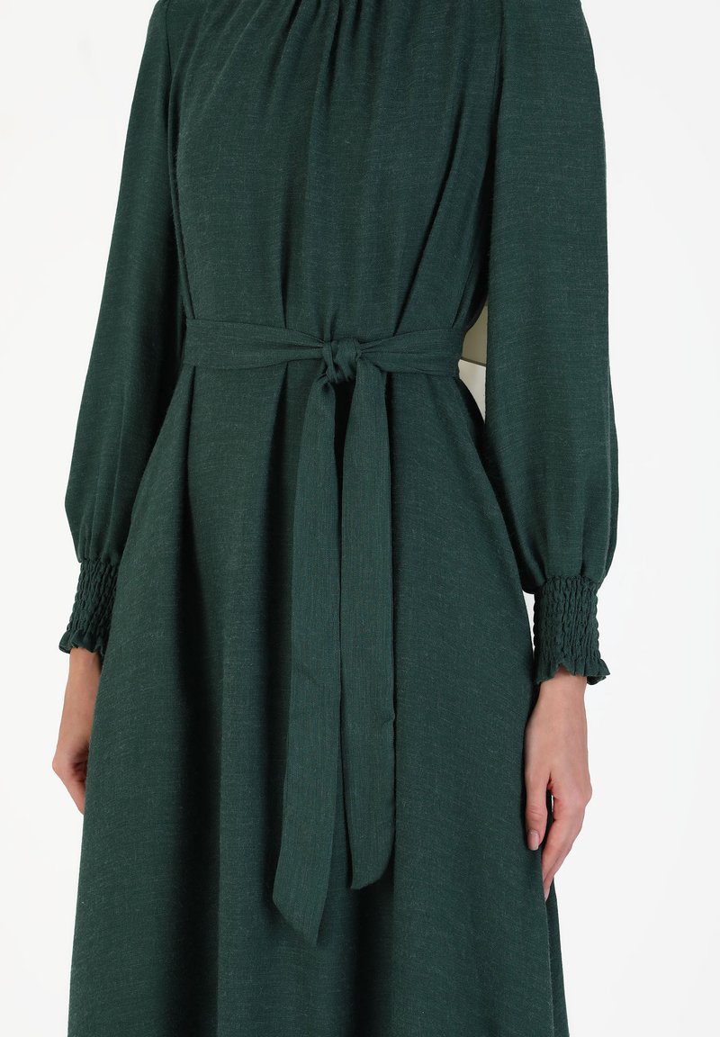 Modanisa REFKA CASUAL - Maxi dress - emerald/green - Zalando.ie