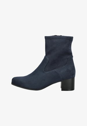 Dunkelnavy Wildlederstiefelette mit runder Zehenpartie, seitlichem Reißverschluss und Blockabsatz, im rechten Profil auf weißem Hintergrund dargestellt.
