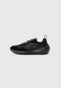 Selected, black