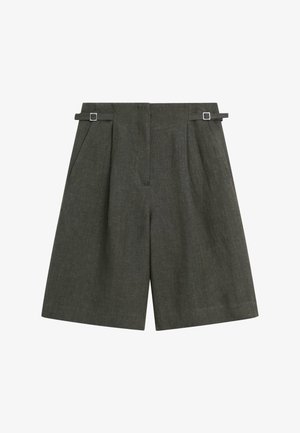 Shorts gris foncé taille haute à jambes larges avec bretelles à boucle sur les côtés et plis devant, faits en tissu texturé.