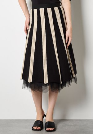 BLOCK REVERSIBLE - A-Linien-Rock - black