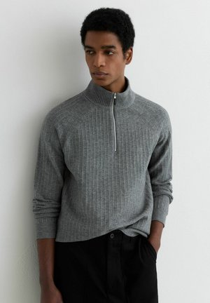 Svetrík - grey melange