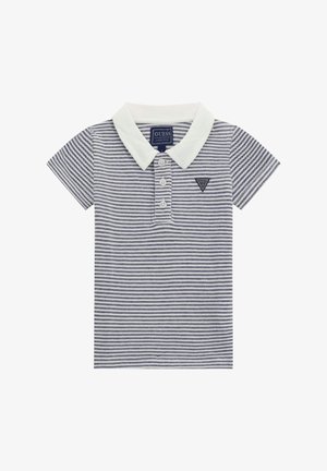 Tricou polo cu dungi orizontale bleumarin și albe, guler alb, placket cu trei nasturi și un mic logo triunghiular pe piept.