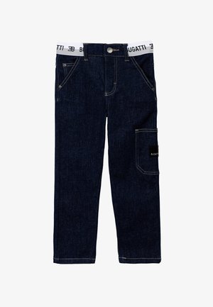 Pantaloni in denim blu scuro con un elastico bianco in vita etichettato "BUGATTI". Presentano tasche frontali e una tasca cargo laterale.