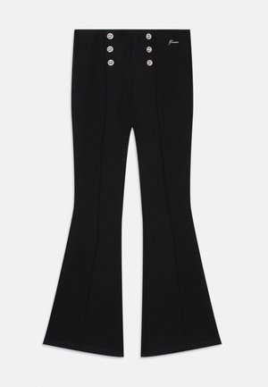 Pantalons noirs évasés en tissu lisse, avec quatre boutons en argent à la taille et des coutures frontales accentuées pour un ajustement sur mesure.